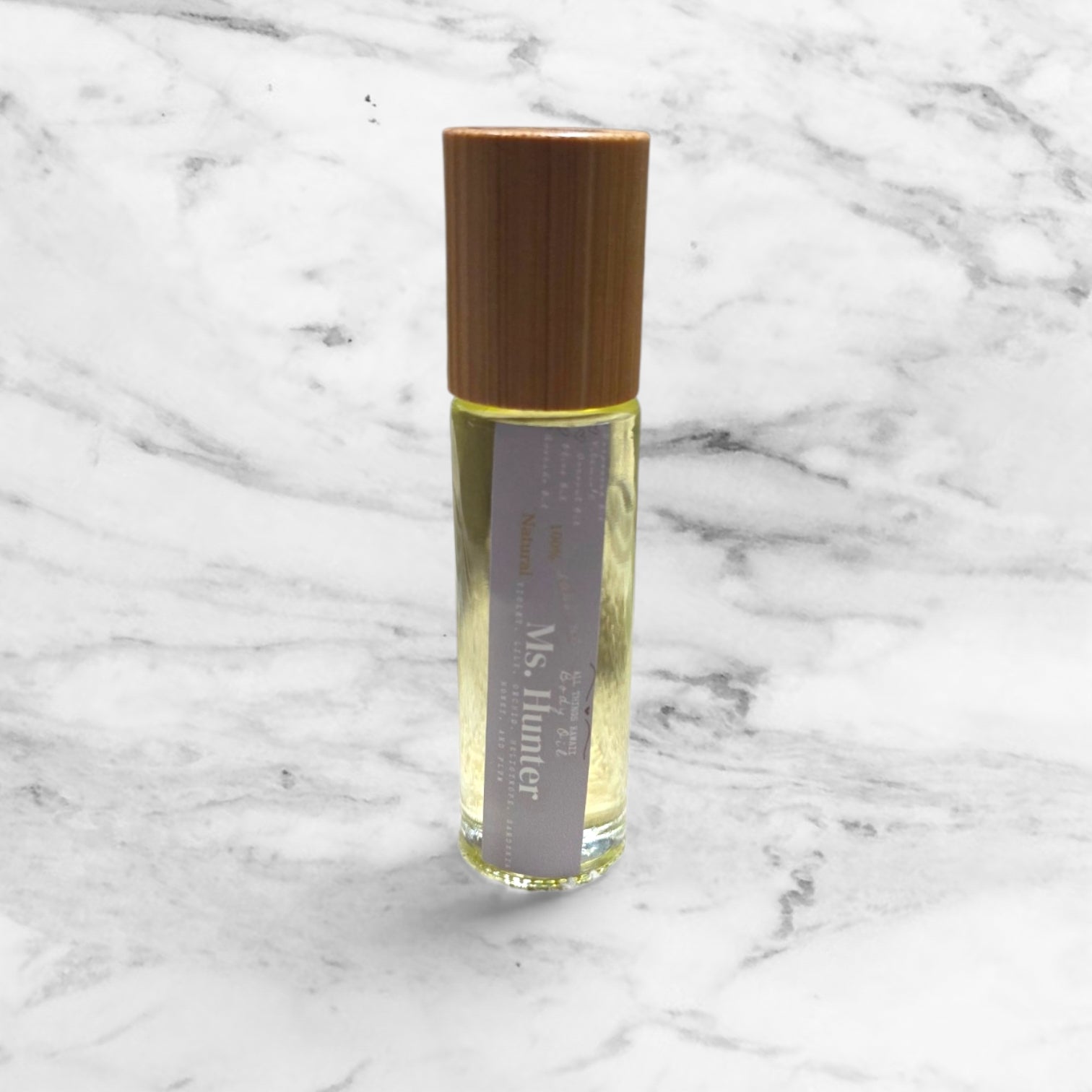 Ms. Hunter + Body Oil (Love and Deepspace)